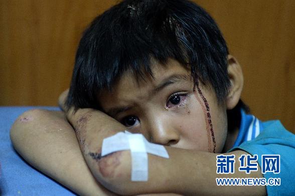 把救人放在第一位——云南鲁甸地震首日聚焦 