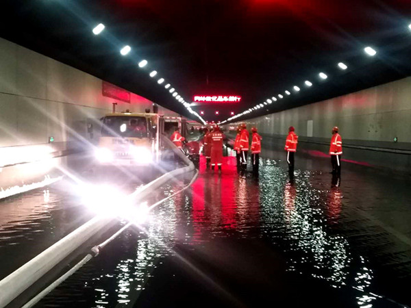 爱游戏网页版官方网站防汛抢险队圆满完成防汛演练作业任务