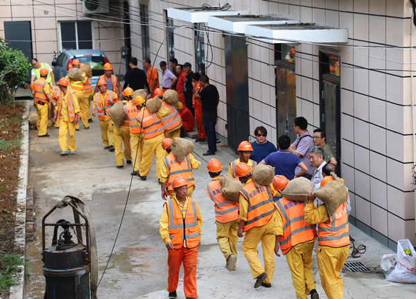 1596072537626693.jpg IMG_0122.JPG